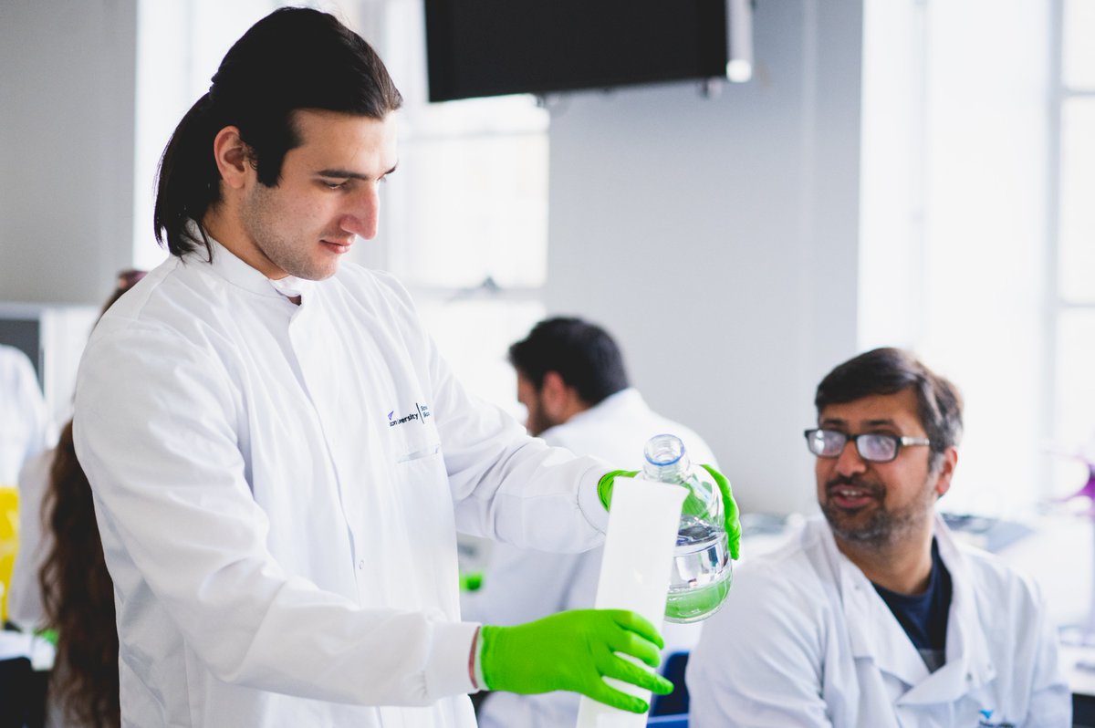 BiochemSoc's tweet photo. Our 4th Workshop on Membrane Proteins training event is off to a great start! We’ve been delving into the basics of membrane protein purification using cutting edge methods in laboratory-based practical sessions. #BiochemEvent https://t.co/nKhPSKAcVc