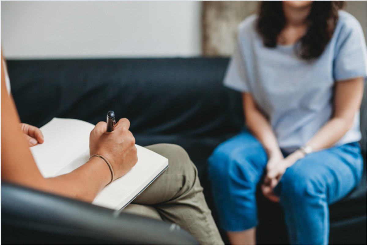 GoldfarbFinance's tweet photo. #Investing is not only about making sound #financial decisions but also about managing the #emotions that come with them.  Let's discuss some common investing pitfalls and how to avoid them. #stockmarket https://t.co/BO4cXXZoXv https://t.co/zYycuzrURA
