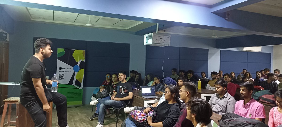 CampusTechies's tweet image. Exciting news! We hosted our very first event on web 3.0 and Flow Technology with the amazing @tusharlog  and @prasansecures . We had a blast and everyone walked away with awesome swag. Looking forward to the next one! #Web3 #FlowTechnology #TechCommunity