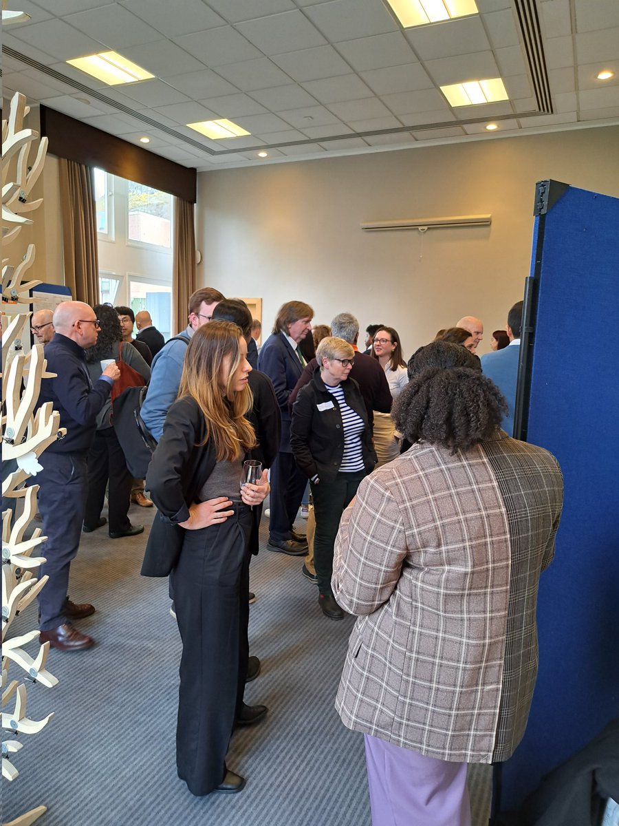 acrcedincare's tweet image. Excellent poster display by the 2022 Academy cohort of #PhD students.