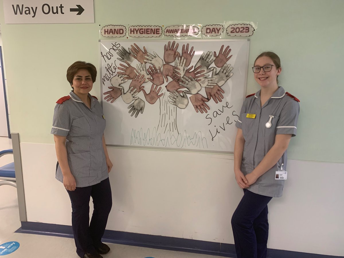 Our fantastic AP Sam and first year nursing students Mary and Shannon have collaborated to make this impactful display in time for Hand Hygiene Awareness Day on 5/5/23🙌🏼🙌🏼 @UHP_NHS @SueSuejohnson7  @MaryamMoazeni5 @PUNC22_shan
#PUNC22