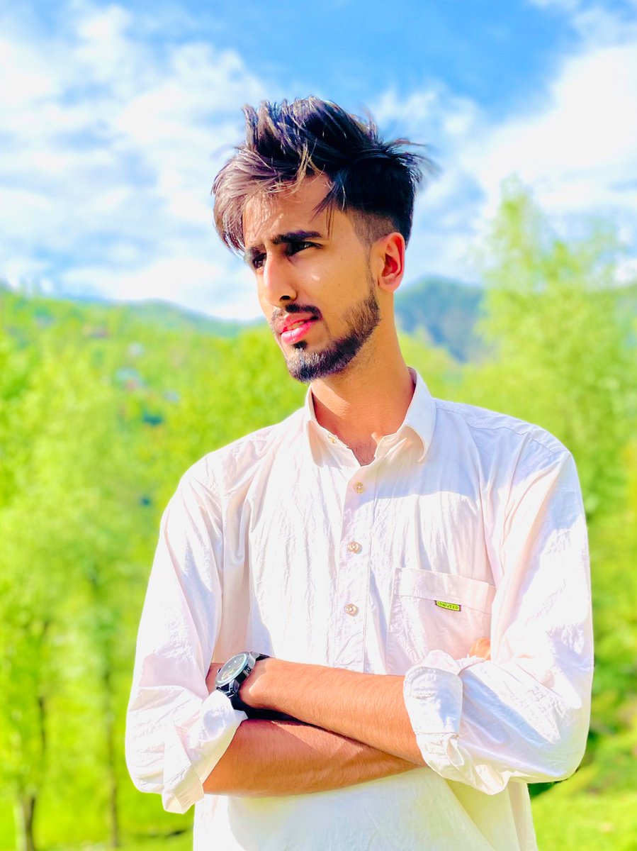 nadeemm_07's tweet image. Each day passing with memories and sufferings.

#life #MovingForwardWithYou