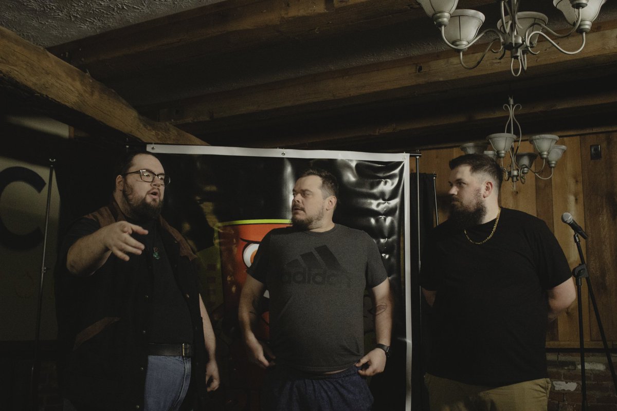 vanderdyt's tweet photo. we’ll be at @brickyscomedy for Three Mikes and a Mic this saturday 4/29. tickets on sale at https://t.co/UYxlqBu2rp 

please come and support live comedy. we’ll probably all isolate from our loved ones until at least October if we don’t get a good turnout. https://t.co/Xqy8IqTMEs
