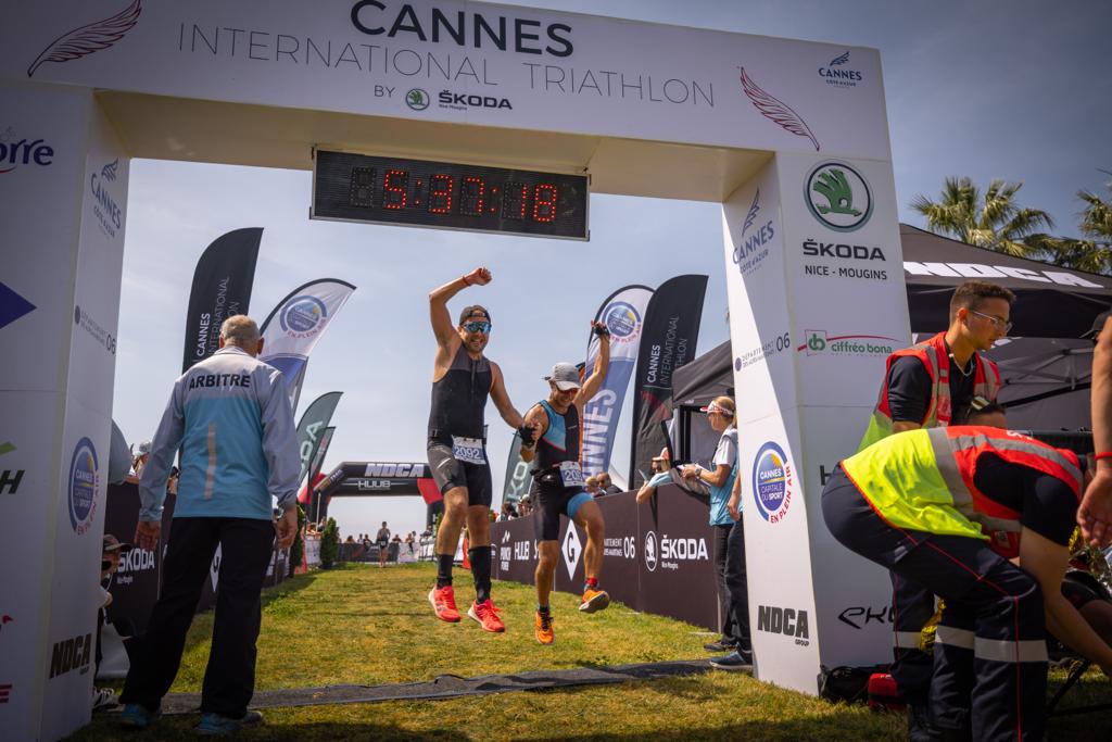 100outdoortv's tweet photo. ☀️ Soleil, émotions, dépassement de soi et amour étaient au rendez-vous ce week-end au @CannesTriathlon 
Retrouvez cela dès maintenant en replay sur 100% Outdoor 🤩

📸 @inovphoto  

#100outdoortv #triathlon #sport #cannes #triathlondecannees #sportoutdoor #outdoor https://t.co/RZ3QNgkvQZ