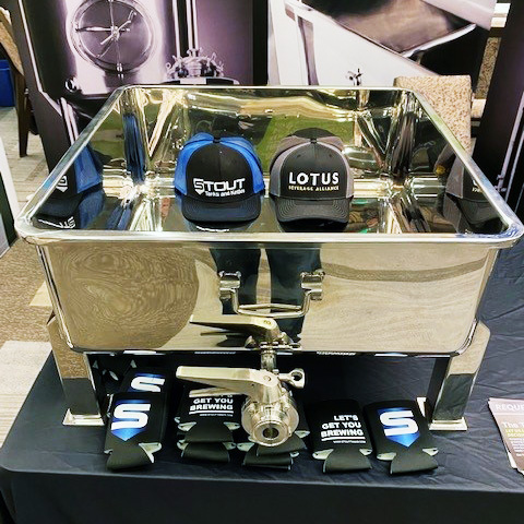 A big thank you to the sunny skies and sunny faces we encountered at this years #kombuchakon. And just in time to introduce our newest venture, @lotusbevall. Cheers, @kombuchabrewers!

#symbiosis #craftkombucha #lotusbevall #beveragealliance @twinmonkeysbeveragesystems