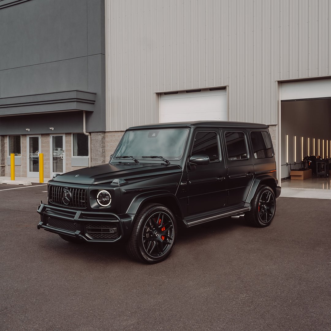 MercedesAMG's tweet photo. Taking a step back to enjoy the view.

📸 https://t.co/lAy6Ceokar_

#MercedesAMG #AMG #G63 #AMGThrill

[Mercedes-AMG G 63 | WLTP: Kraftstoffverbrauch kombiniert: 16 l/100 km | CO₂-Emissionen kombiniert: 363 g/km | https://t.co/2At8iOzPae] https://t.co/Vu9gBZsLAQ