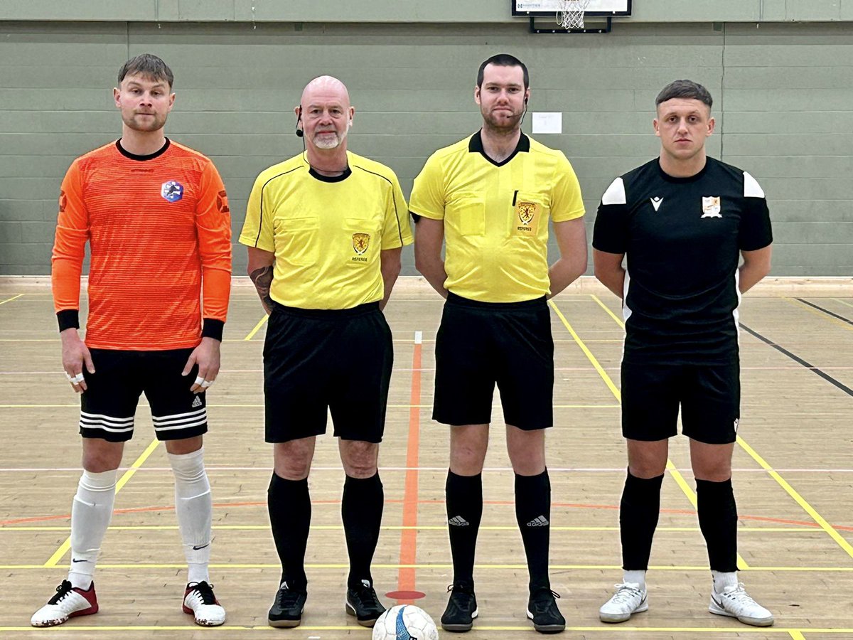 Congratulations to Ian Bailey <a href="/AberdeenReferee/">Aberdeen & District Referee Association</a> who made his <a href="/sfl_superleague/">🏴󠁧󠁢󠁳󠁣󠁴󠁿 SFL Super League 🏴󠁧󠁢󠁳󠁣󠁴󠁿</a> debut on Sunday teaming with Lewis Melloy to take charge of the match between <a href="/SlovakLads/">tj slovak lads</a> and @FCLethamSantos at the DISC in Dundee

<a href="/ScottishFutsal/">Scottish Futsal</a>