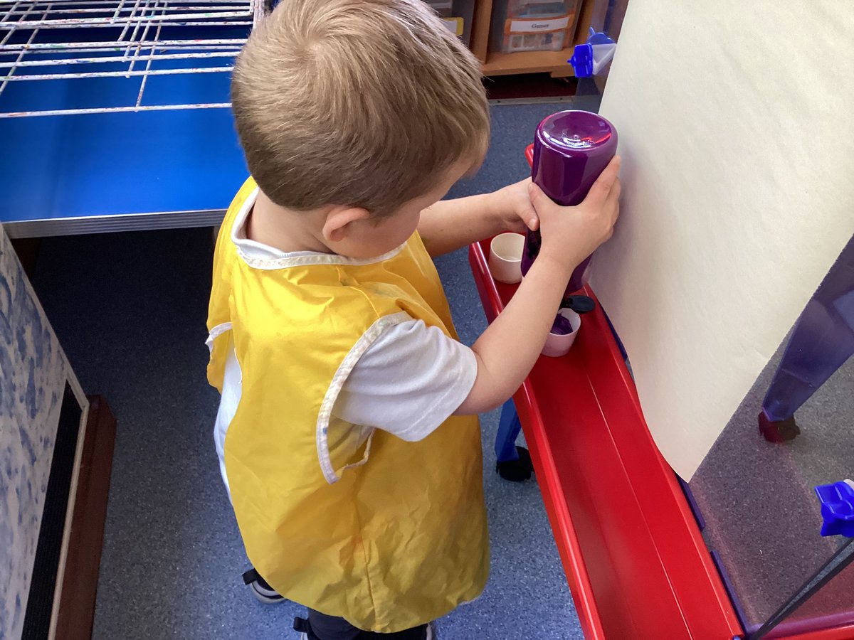 PenlW's tweet photo. We were awarded a grant at the beginning of the year which we put towards new furniture and equipment. One of the items we bought was a 4 way easel. The children had great fun using it while exploring colour mixing and using different resources. https://t.co/Nt1bO6itWz