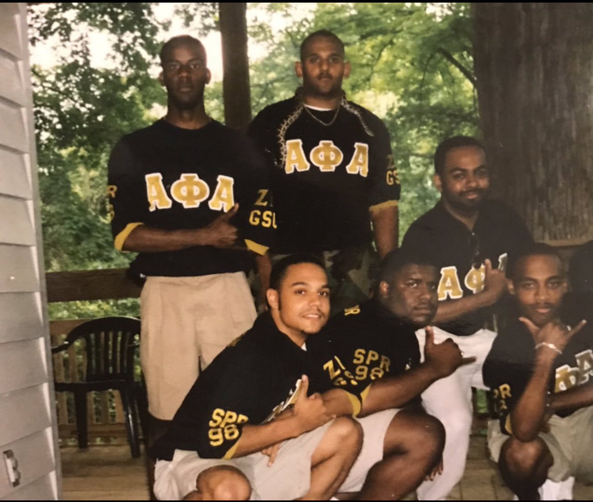 DrArmour1906's tweet photo. Happy 25th Alphaversary to me and my LB’s! @ZetaMuAlphas made April 25, 1998.  @apa1906NETwork https://t.co/JztPMtqPux