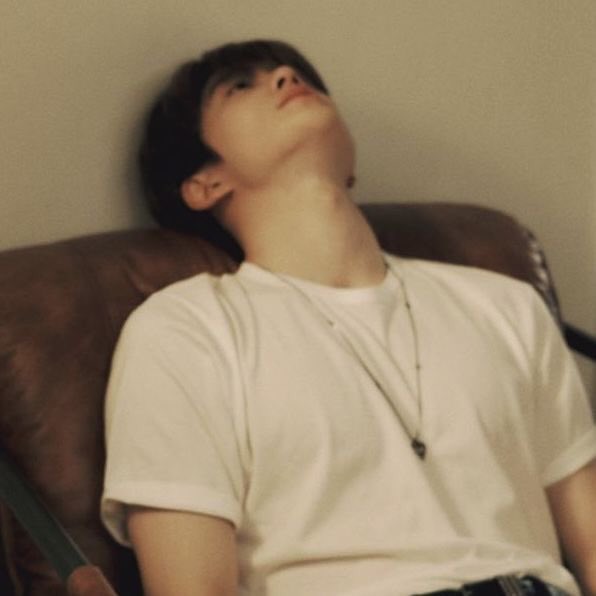 JJH few tweets 🔞

— Unexpected Place and Feeling