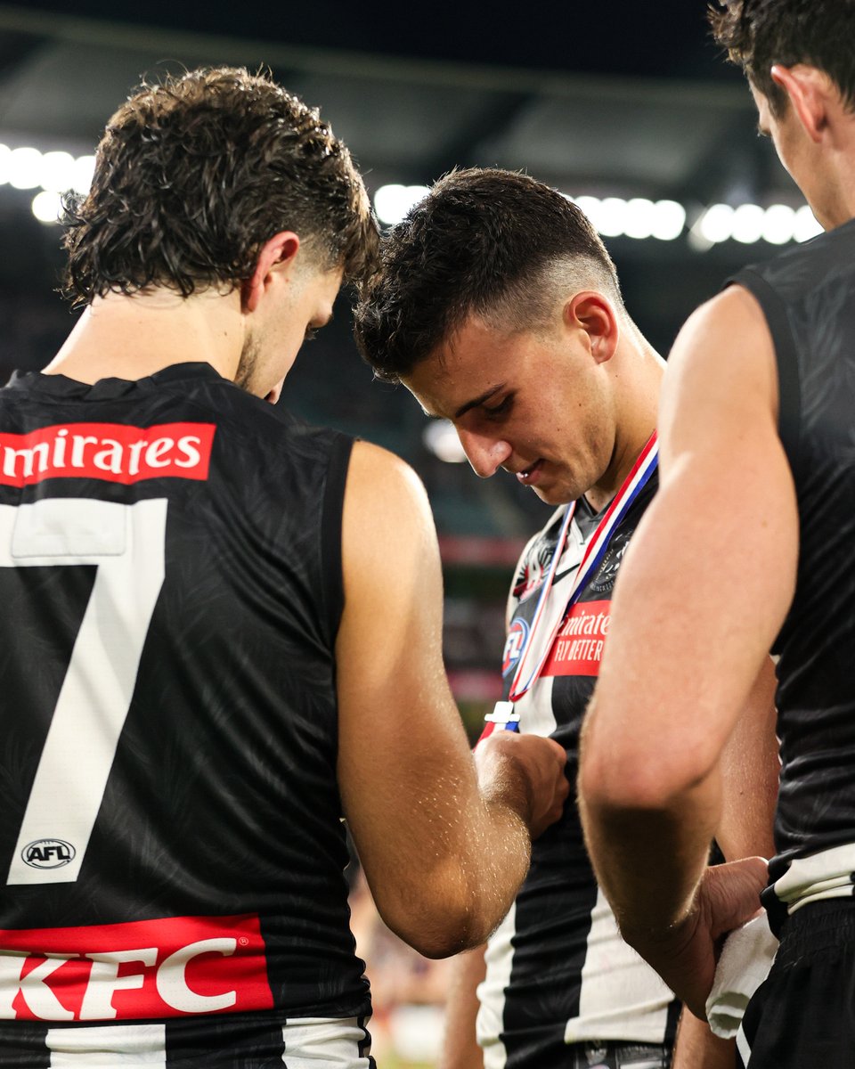CollingwoodFC's tweet photo. Not a bad afternoon for the Daicos brothers 🤝 https://t.co/5jIaPAJwu4