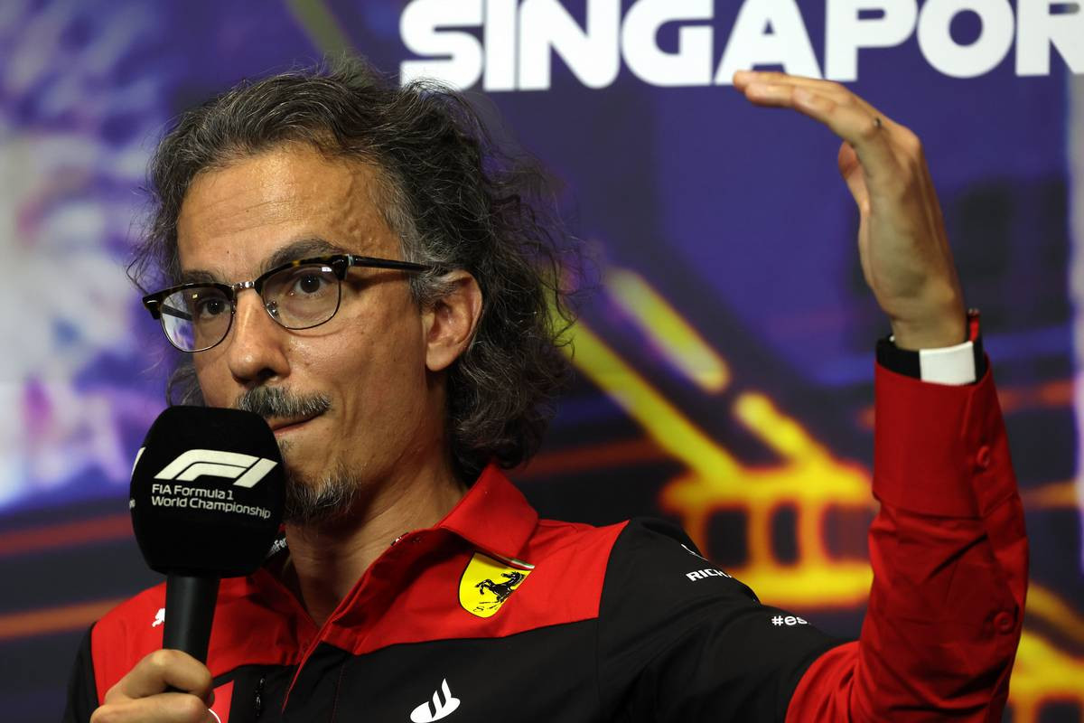 TearOffFR's tweet photo. 🔴 Laurent Mekies devrait bien quitter la Scuderia Ferrari ! ❌

Le directeur sportif de la Scuderia devrait rejoindre AlphaTauri pour possiblement remplacer le Team Principal, Franz Tost. 

(🗞@Gazzetta_it / #F1) https://t.co/9xMyzjIjZA