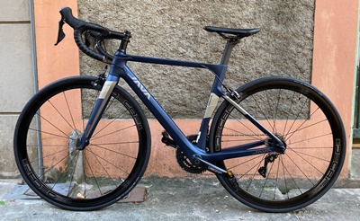 xedap88vhp's tweet photo. XE ĐẠP ĐUA JAVA VESUVIA SHIMANO 105 1/2 R7000

THAM KHẢO THÊM TẠI: https://t.co/12i8LR9hN5
#xedapthethao
#xedap https://t.co/QhOkNOR30m