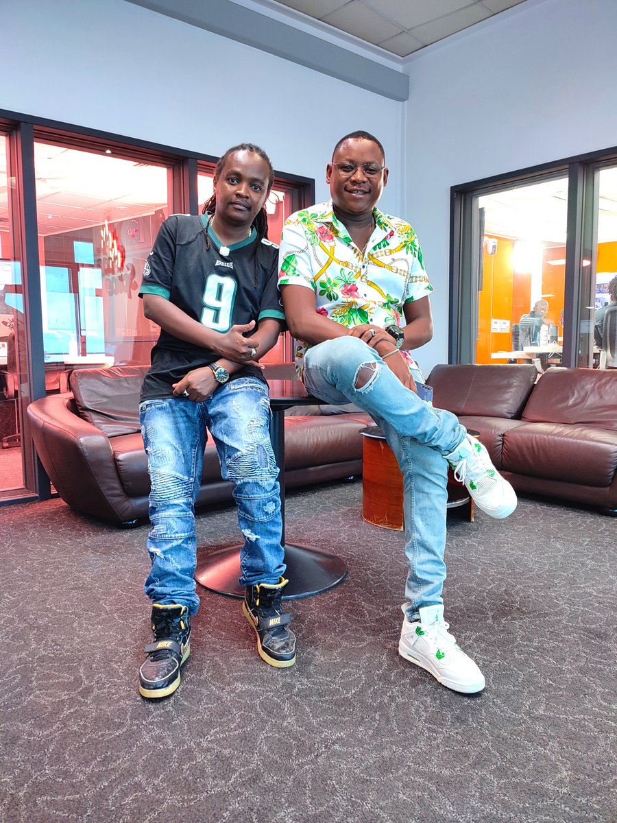 Konnect na <a href="/Clemmo25flow/">Clemmo 254</a> na <a href="/Djgenius01/">GENIUS MIND djgenius</a>. 12pm - 3pm. #KonnectNaClemmo #RadioZaidiYaRadio