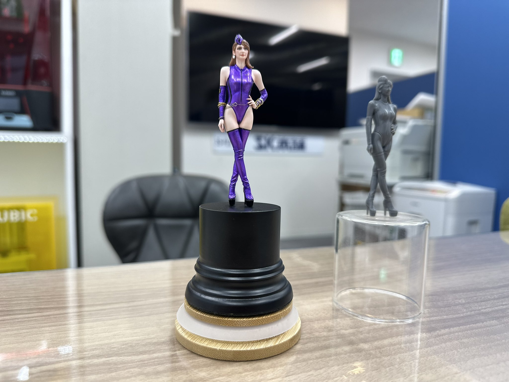 Amazon | モデルカステン 1/20 ノーズアートクイーン 近藤みやび