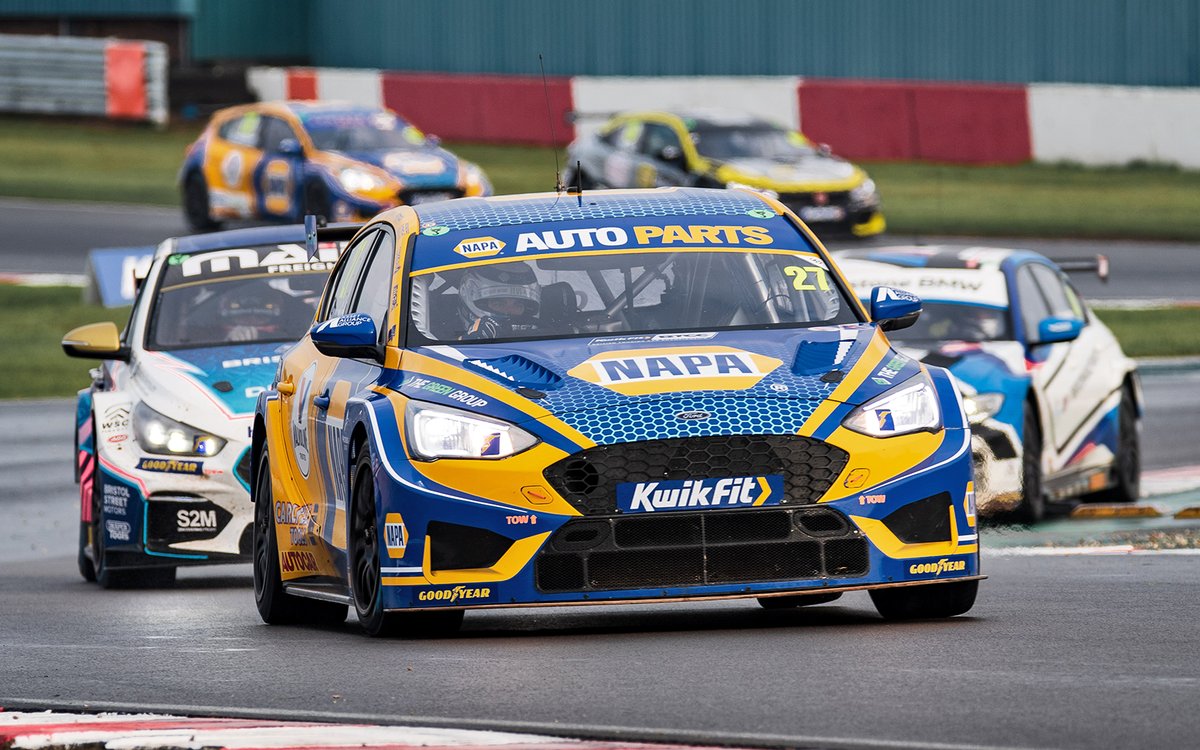 'Two out of three ain't bad'

#DanCammish powers straight to the top of the #BTCC standings with a dominant double at #DoningtonPark.

Here's the #NAPARacing man in action from each of Sundays three races: Next stop #BrandsHatch for a Coronation weekend thriller

📷 @SteveHindle