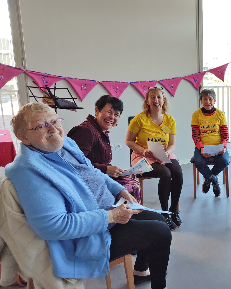 API_Residence's tweet image. Après-midi dansant, Crêpes Party, Yoga du rire, Jardinage... Récap des activités des résidents de @StAndre59350 qui ont emménagé depuis le 1er avril 📷 🤩

#APIRésidence #LesSeniorsEpanouis #ResidenceSeniors #Séniors #VivreEnsemble #BienVieillir