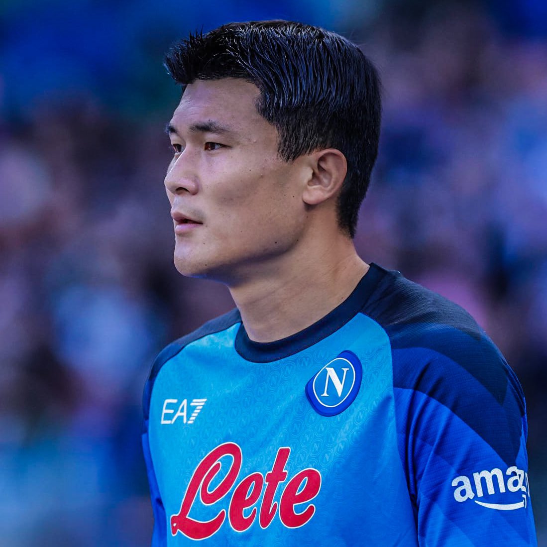 DeadlineDayLive's tweet photo. 🚨 Manchester City will compete with Manchester United and Tottenham to sign Kim Min-jae from Napoli for £40m. 🇰🇷

(Source: Sun Sport) https://t.co/3SQ499TiyE