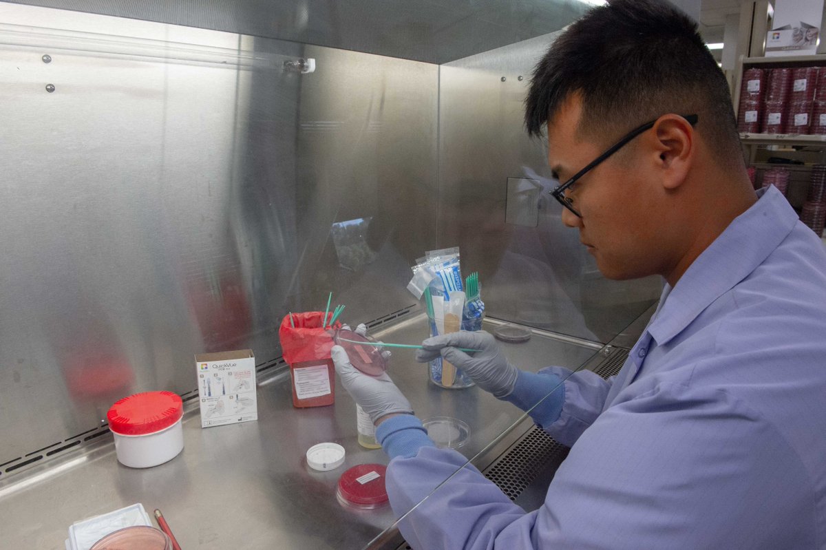 MilitaryHealth's tweet image. This week, we recognize our lab professionals, whose contributions improve patient care, fight disease, and innovate for health care delivery of the future. 

#TheFutureIsLab
#MHSLabWeek
#LabWeek2023
@OUSAMRIID 
@CDCgov