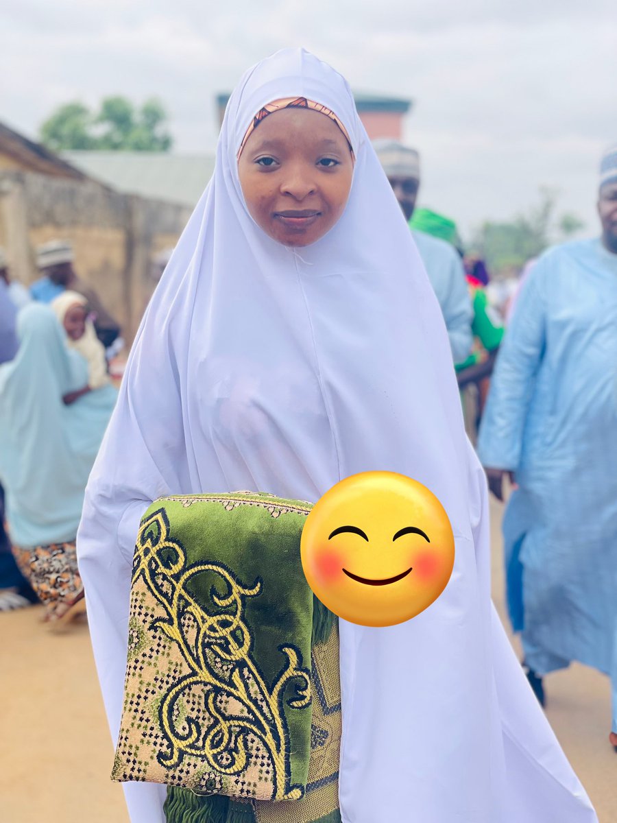 Maryam_Adam_I's tweet photo. My late Eid pictures 😀🥰 https://t.co/f7sQKj1JjM