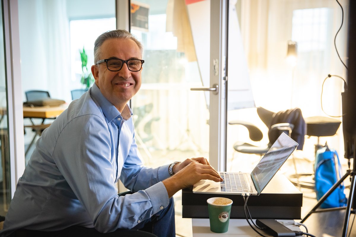codento's tweet photo. ”Nyt täytyy kyllä sanoa, että wau! Tulee tosi mielenkiintoista settiä nyt perjantaina.” - Anthony, Codenton toimari 🤯

Vielä ehdit mukaan #NEXTGENCLOUD Nordic Edition online-tapahtumaan 28.4. klo 10!

Varaa paikkasi! https://t.co/jjzi4FWwn6

#Codento #googlecloud https://t.co/bStcEDDHh9