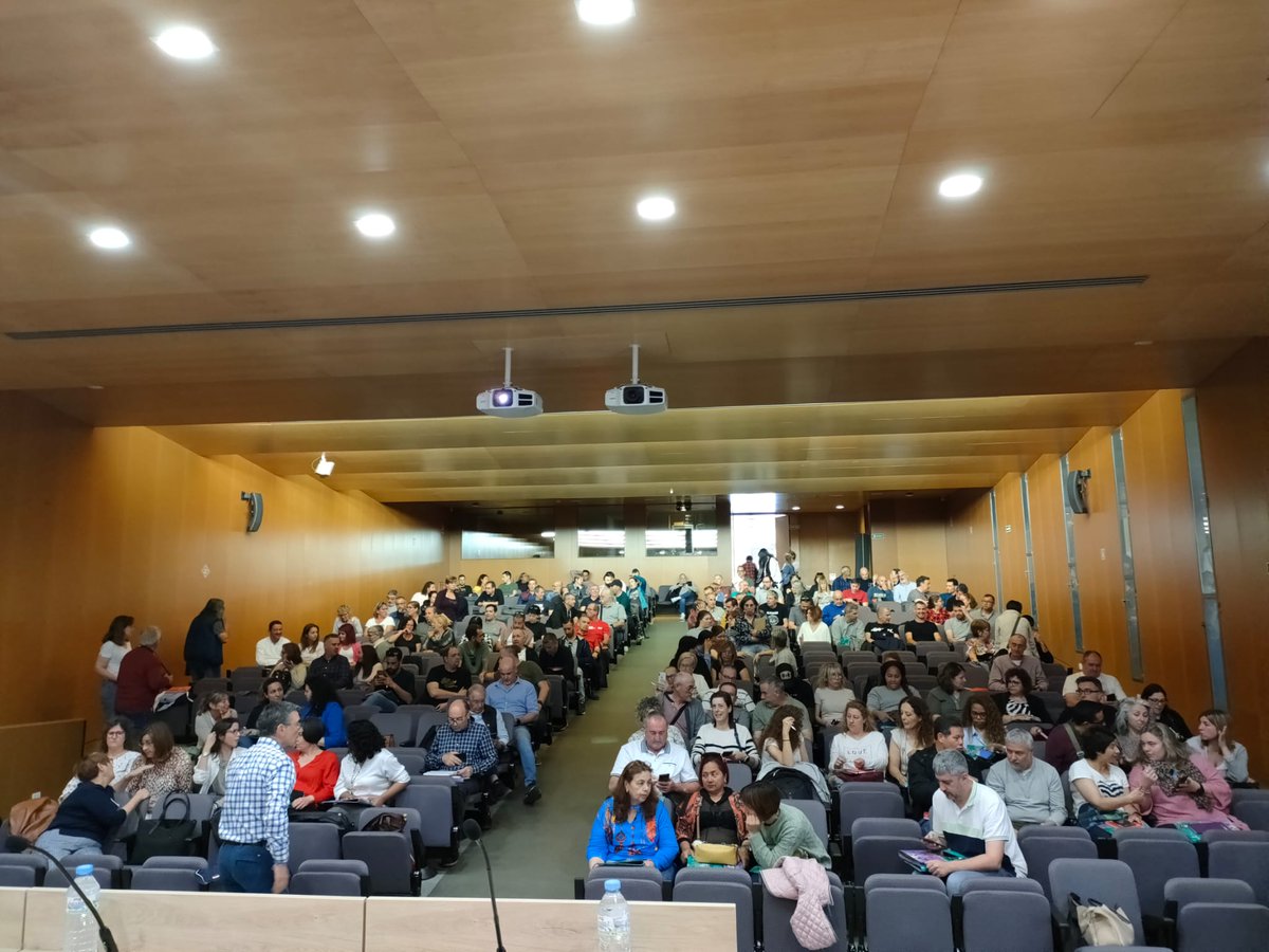 CCOO Tarragona #ElPoderDeCanviarhoTot (@ccootarragona) on Twitter photo Iniciem l'assamblea de Salut Laboral.
<a href="/mercepuig2/">merce puig</a> fa la benvinguda a més de 200 delegats i delegades de les comarques de Tarragona.
#MésPrevenció #28aDiaMundialdeSST Iniciem l'assamblea de Salut Laboral.
<a href="/mercepuig2/">merce puig</a> fa la benvinguda a més de 200 delegats i delegades de les comarques de Tarragona.
#MésPrevenció #28aDiaMundialdeSST