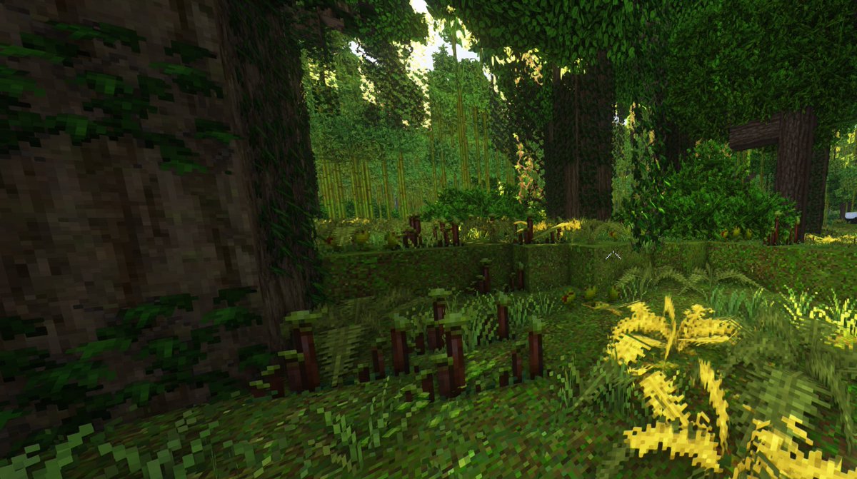 TPlowy's tweet photo. Jungle pitcher plants and venus fly traps =D
#Minecraft #epicpack #Blockbench https://t.co/P63ooAqYrx