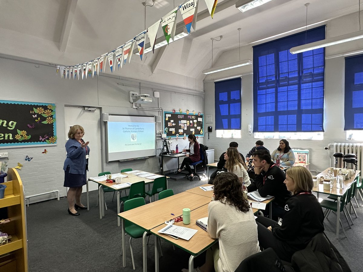 STOCSch's tweet photo. STOC are hosting today’s Teach Wimbledon meeting. The student Teachers are learning about our fantastic early year provision! Welcome to our wonderful school! @STOCSch @TeachWimbledon 
#thefuture 💛💙 https://t.co/hek6zKBhCO