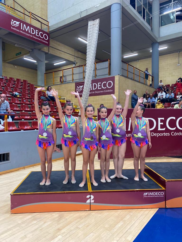 IDM_FATIMA's tweet photo. Nuestra pequeña representación en la competición los Juegos Deportivos Municipales se trajo dos platas y un cuarto puesto. Además, los conjuntos federados realizaron exhibiciones, completando un gran sábado. https://t.co/EzBisqWrxB