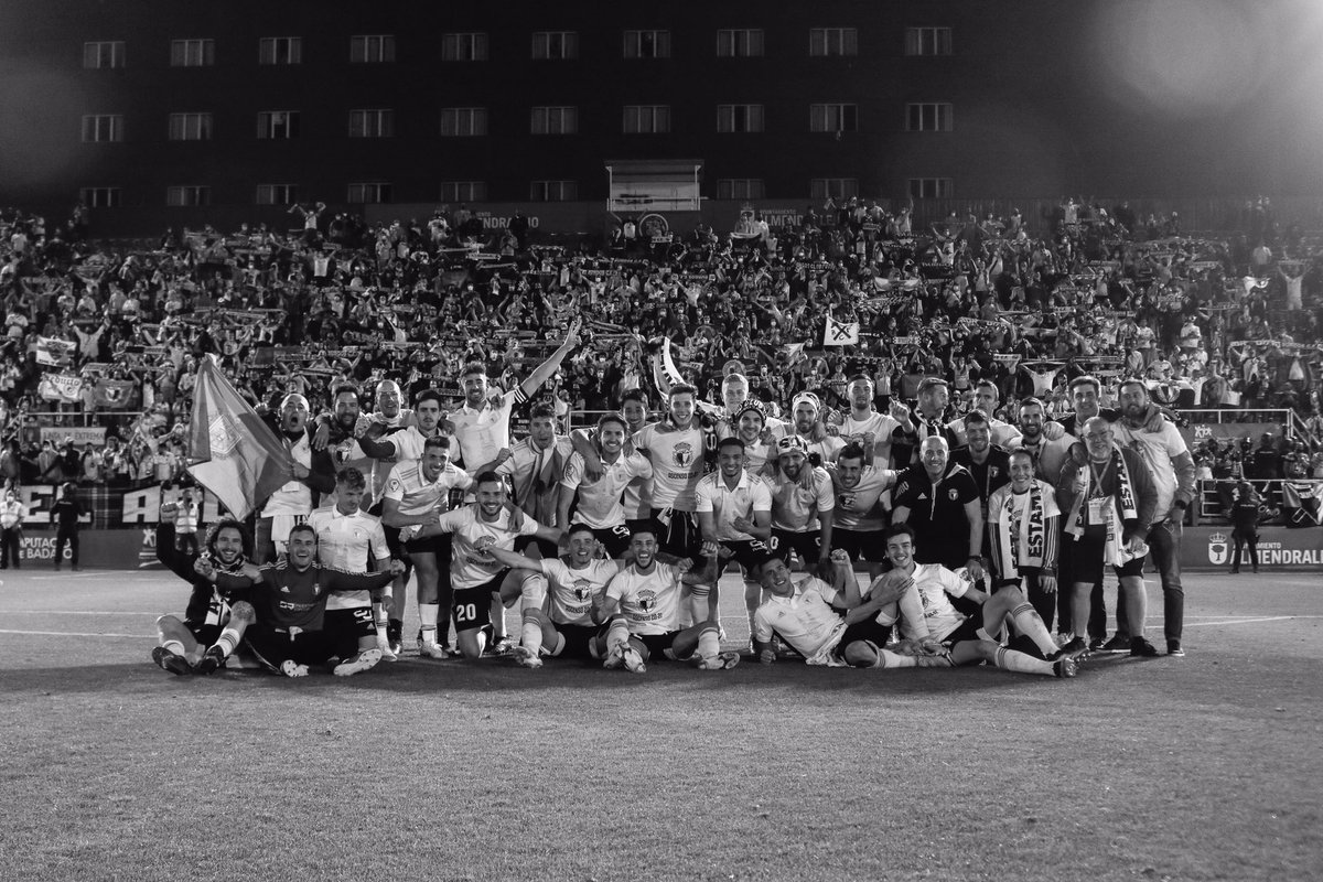 💯 partidos defendiendo la blanquinegra.
ORGULLO.
⚔️🛡️🤍🖤
<a href="/Burgos_CF/">Burgos Club de Fútbol</a> 
.
Camino recorrido, camino por recorrer.