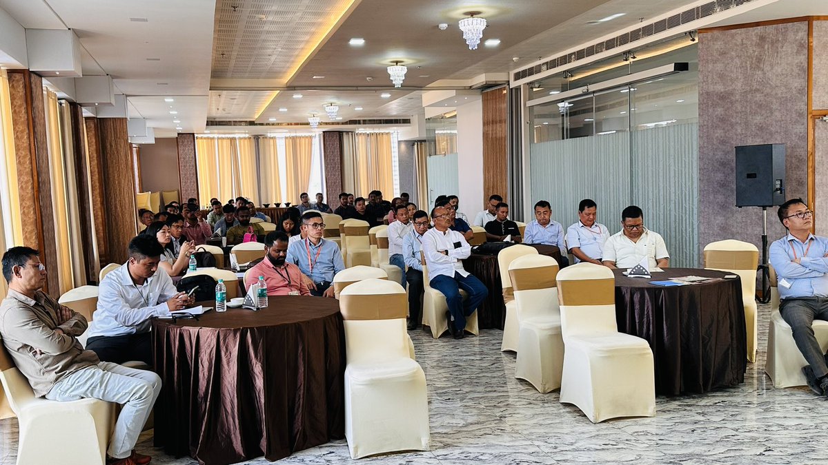 IOCLManipur's tweet photo. #Saksham2023 was inaugurated on 24.04.23 at Imphal under the theme “Energy Conservation towards Net Zero”. Sh Bobby Waikhom &amp; Sh Robertson Asem, Commissioner &amp; Director, CAF&amp;PD, GoM attended as Chief Guest &amp; Guest of Honour https://t.co/xMdAUA9qXh