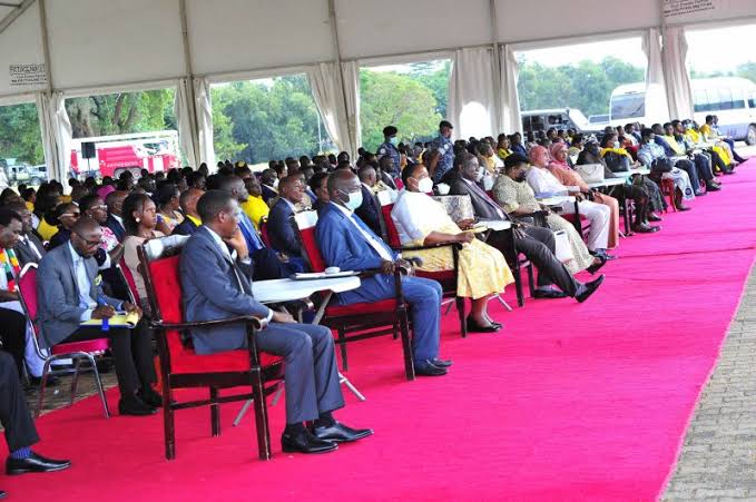kaitesi_prim's tweet photo. “Be ready to sacrifice to fight homosexuals, It is good that you rejected the pressure from the imperialists,” H.E Museveni to the NRM caucus. https://t.co/txz3DcJuBv
