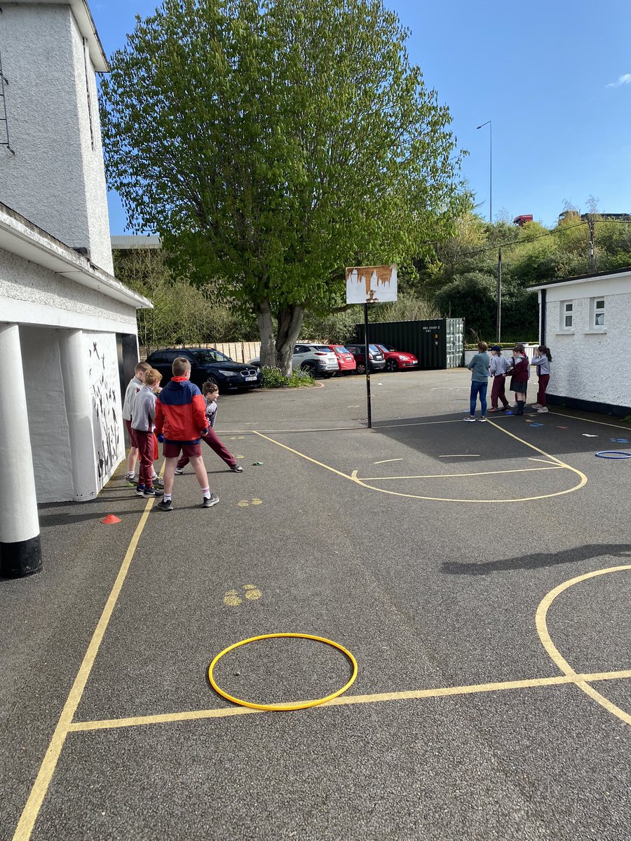 Edtownactive's tweet photo. Great morning for every class to do Beanball golf around the school as part of #ASW23 @ActiveFlag https://t.co/lA2lqWgxzF
