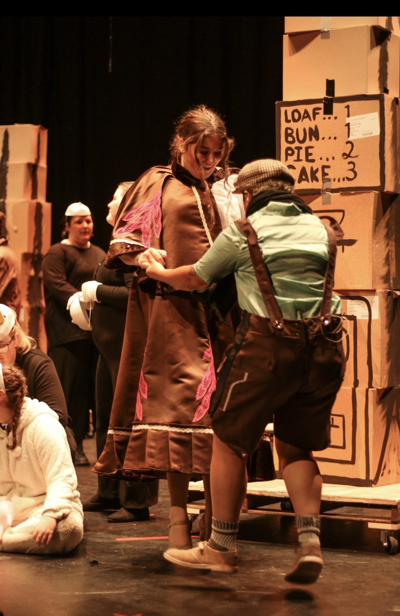 EricaHComposer's tweet photo. I throughly enjoyed my moment in the woods 🐄🩸🌽👑🫘 #intothewoods https://t.co/IssO57DrrQ
