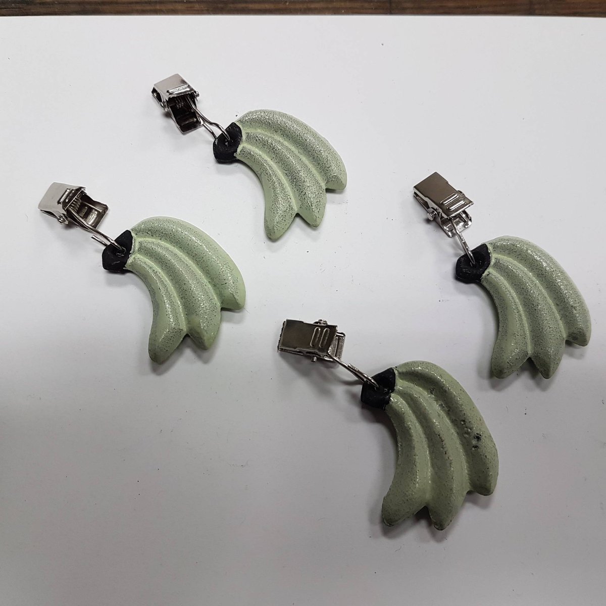 PalacePainted's tweet image. Tablecloth weights picnic table weights bananas tuppu.net/8c8c64d2 #paintedpalace2015 #Etsy #RestaurantTable