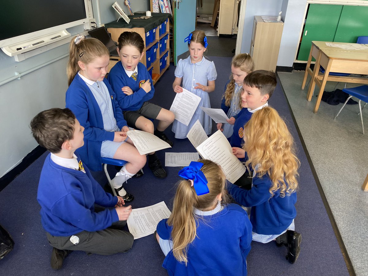 StPPPrimaryY3's tweet photo. We’ve started looking at play scripts this week. Year 3 enjoyed reading through a scene created from the book ‘Horrid Henry’ Children had a go at acting out the scene in small groups #literacy #playscripts #horridhenry https://t.co/bQF9kwMQrF
