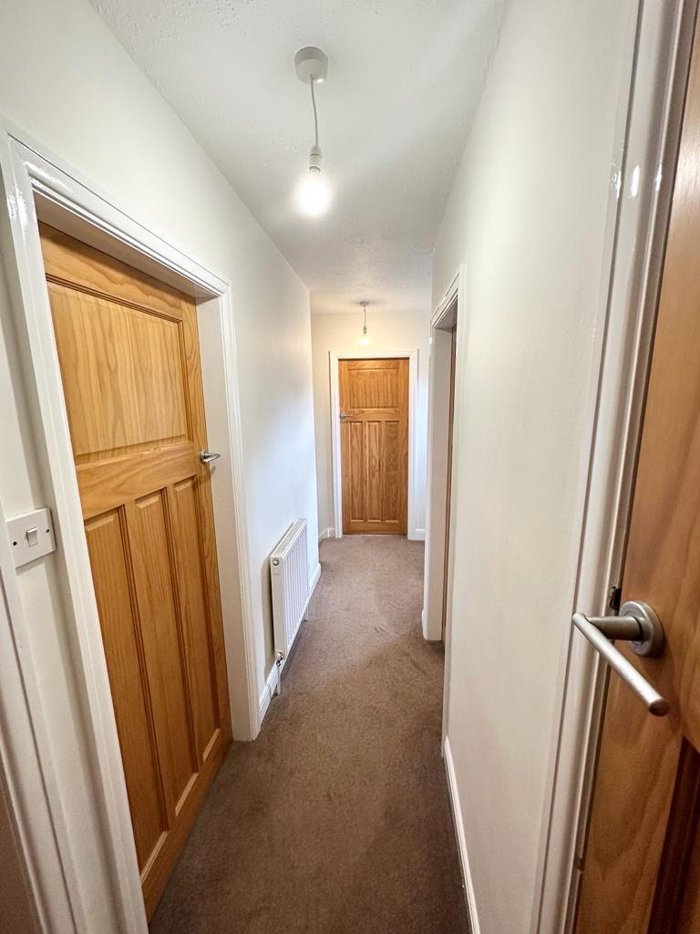 dlowedecorators's tweet photo. Check out our recent full painting project on a four bedroom property in Delph. Our client needed a swift efficient job completed in a minimal time frame. We successfully completed the works on time so they could move into their new home 📷

Another happy customer 📷 https://t.co/rbpU8jYnOb