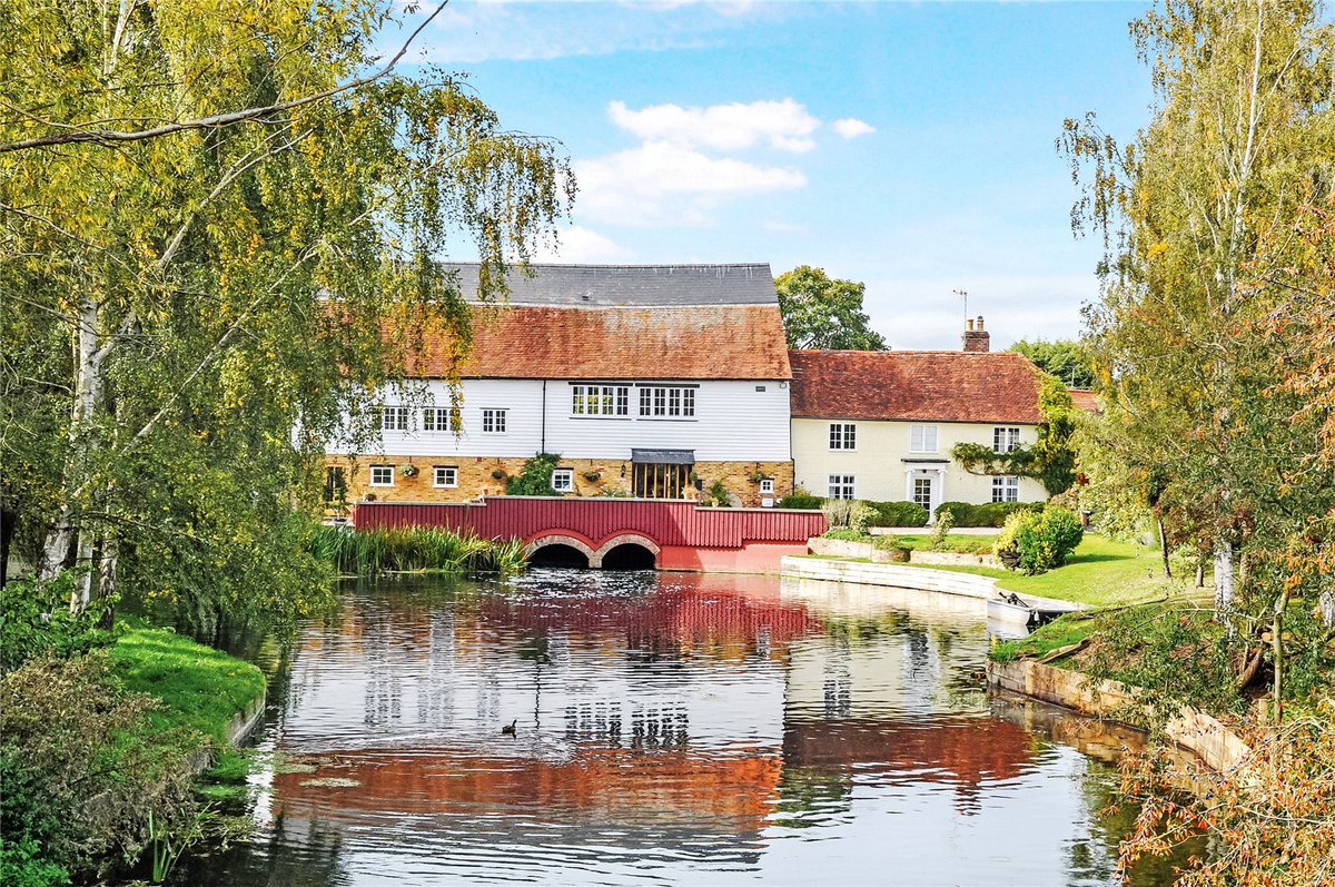JacksonStops's tweet photo. #Chelmsford

Barnes Mill is a beautifully #convertedMill and adjoining #MillHouse enjoying an exceptional #riverside setting located at the end of a quiet no through road. New to the market with #JacksonStops Chelmsford with a guide price of £2,850,000.

https://t.co/pjzRTzBAYj https://t.co/Vqe9L0IEv5