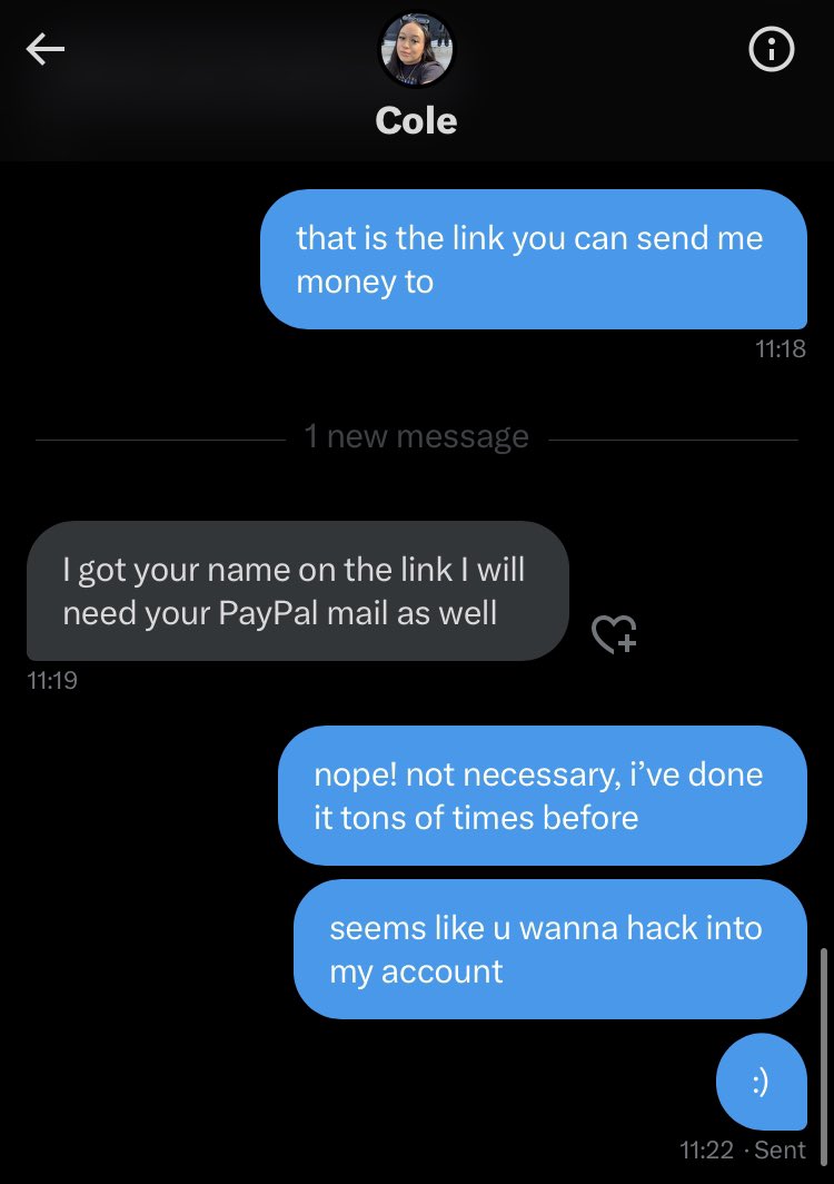 moonsscared's tweet photo. artists! heads up, if this person wants to commission you, it is not real. They gave a very high price and not many details, say they can only do paypal and then ask for your ‘paypal email’ which is not necessary for payment.
pls rt and report! https://t.co/19A72UZz8Z