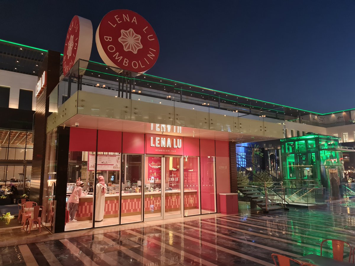 TGPIntl's tweet image. Lena Lu's Bomboloni is now open at Riyadh's Lumiere Mall in KSA, with a recipe passed down from a Sicilian grandmother. Working with TGP International, Lena Lu's expansion into the Middle East is a success, and they are preparing to expand in the UAE. #LenaLu #Bomboloni