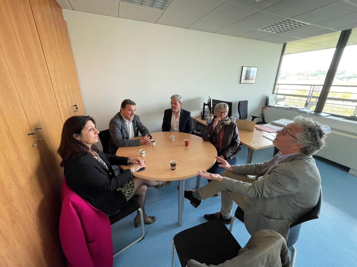 Cette première journée débute par la visite d'une communauté professionnelle territoriale de santé (CPTS) de la <a href="/villedelyon/">Ville de Lyon</a> en présence de Frédéric Ravel, président de l'ordre régional d'Auvergne Rhône-Alpes.

👉L'occasion de revenir sur l'importance de l'exercice coordonné