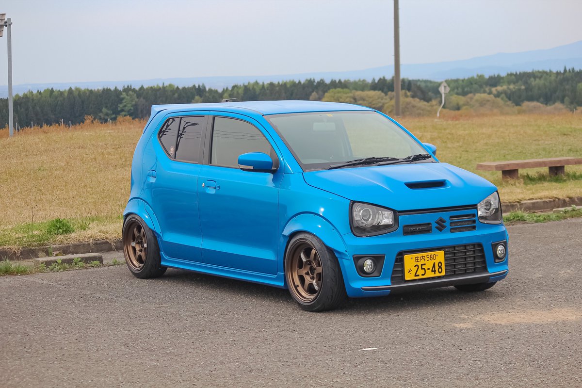kon36s's tweet photo. 〜new wheel〜
RAYS　VOLK RACING 
TE37V 10th Anniversary Edition
15インチ　7.5J 25
タイヤ　NS-2R 165 55 15
念願のRAYSです！
#RAYS https://t.co/s5gP4h85oB