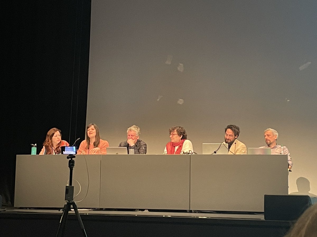 DavLedo's tweet image. Really enjoyed watching the @makingwithdata panel at #CHI2023 - great breath of reflections at different levels on data physicalizations. I find it fascinating how consistently it was less about the artifacts and more about the processes behind their creation.