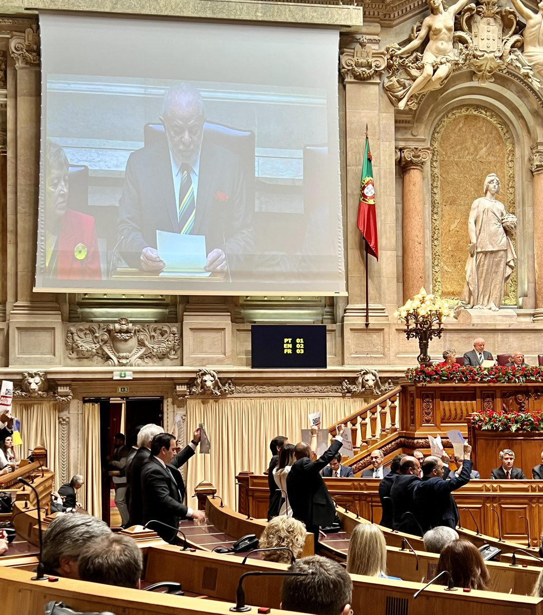 O 25 Abril permitiu que o Chega hoje faça isto! Não queiramos andar para trás!