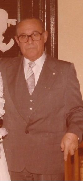 24 años que partiste...
Abrazo al cielo.  Ojalá nos estés acompañando en tu España natal