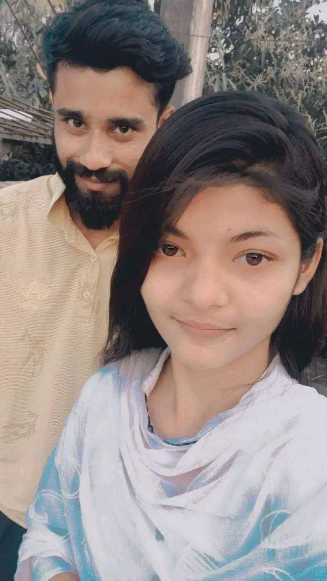 Aabirah55's tweet photo. এদের যারা চিনেনা, তারা আসলেই নিষ্পাপ, লিংক লাগলে ফলো আর রিটুইট করে সোজা মেসেজ দিন https://t.co/JKDmIB7VLy