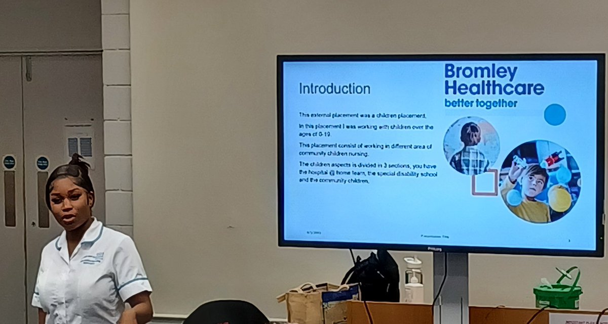 LGT_NAs's tweet photo. Great to be @LGT_NAs #ANAForum today.
1st to present their external placement experience is #Abigail.  Who learnt lots during her #CCNT placement with @bromleyhcare.
She was fortunate to have many different experiences during the 6 wks,clearly she learnt a lot &amp; really enjoyed it https://t.co/bh2E8Cq3vA