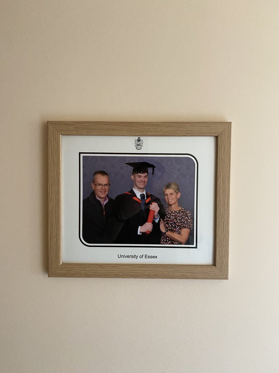 SN_Reed's tweet image. Official Graduation Photos 👨🏻‍🎓 #graduation #Classof2021 #Nursing #BSC @Uni_of_Essex