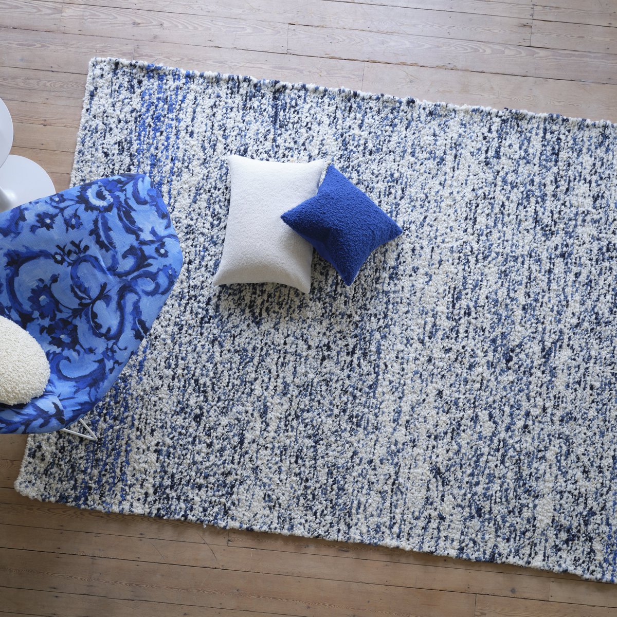 DesignersGuild's tweet photo. Add timeless detail and style to your home with our range of beautiful rugs and runners, which are now 30% off until 1st May. Make a statement in your home - from floral, geometric patterns to tonal striped &amp; plain rugs. Tap the link here to shop 👉🏻 https://t.co/iOwR90JXRX https://t.co/x6icwDGKIq