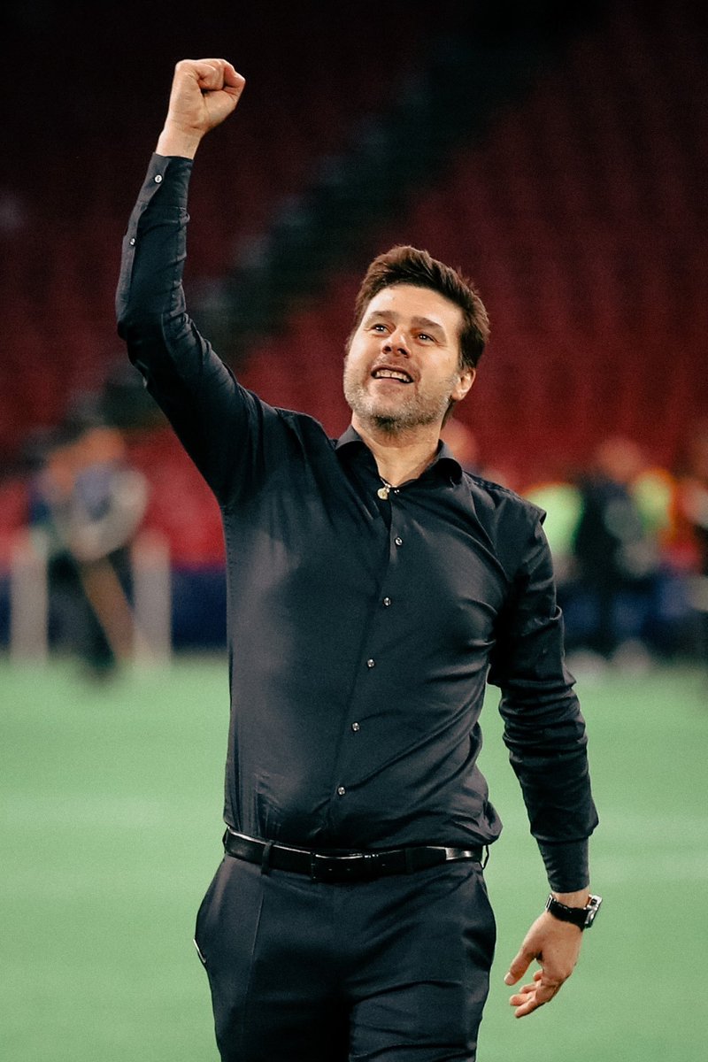 NickUbsdell's tweet photo. Imagine the bragging rights we get if Mauricio Pochettino at Chelsea and under him we win more silverware...!!!

Unlucky Spurs... 🤣🤣🤣

#Chelsea #CFC #ChelseaFC #LondonIsBlue #BlueIsTheColour #UTC #MauricioPochettino #Pochettino #ChelseaManager #Spursy https://t.co/WQ3g3VCQXy